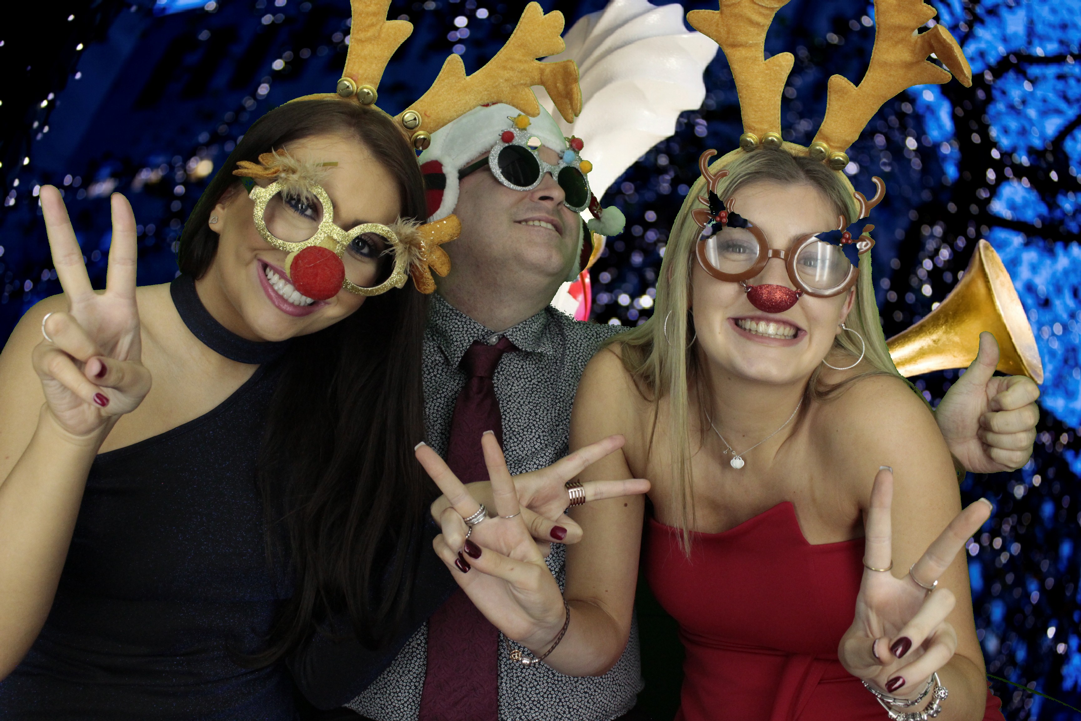Silvermere Christmas Party | View more photos from the event at gallery.myphotoboothexperience.co.uk/u/MyPhotoBoothExperienceLtd/Silvermere-Christmas-Party-3